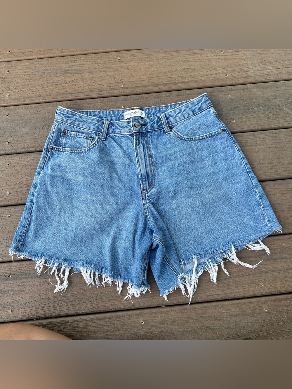 Abercrombie Curve Love High Rise Loose Short - Picture 8 of 12